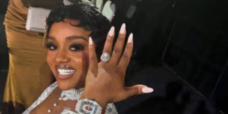 Davido gifts wife Chioma $300,000 Richard Mille diamond watch