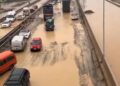 Video: Commuters stranded, vehicles trapped as Nsawam-Pokuase road floods after downpour