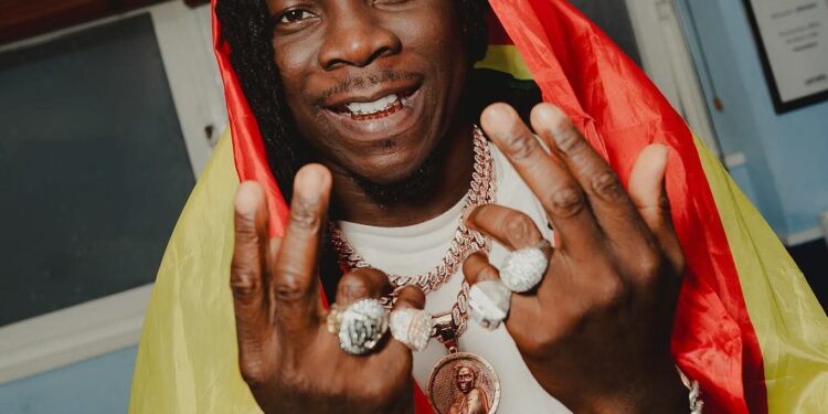 You can’t bring me down – Stonebwoy fires haters