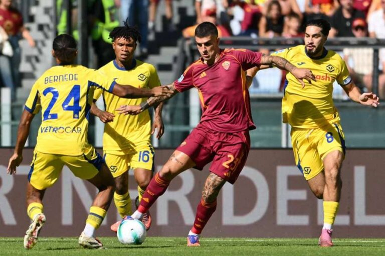 AS Roma stretched their remarkable unbeaten home run in Serie A to 29 games after beating Hellas Verona 2-0 at the Stadio Olimpico to rise to second in the table.