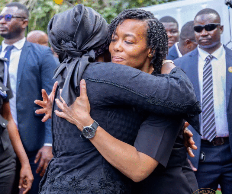 Vice-President leads delegation to console Konadu family