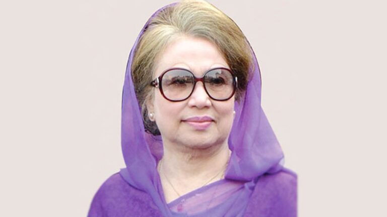 Khaleda Zia, formeKhaleda Ziar Bangladesh prime minister, dies aged 80