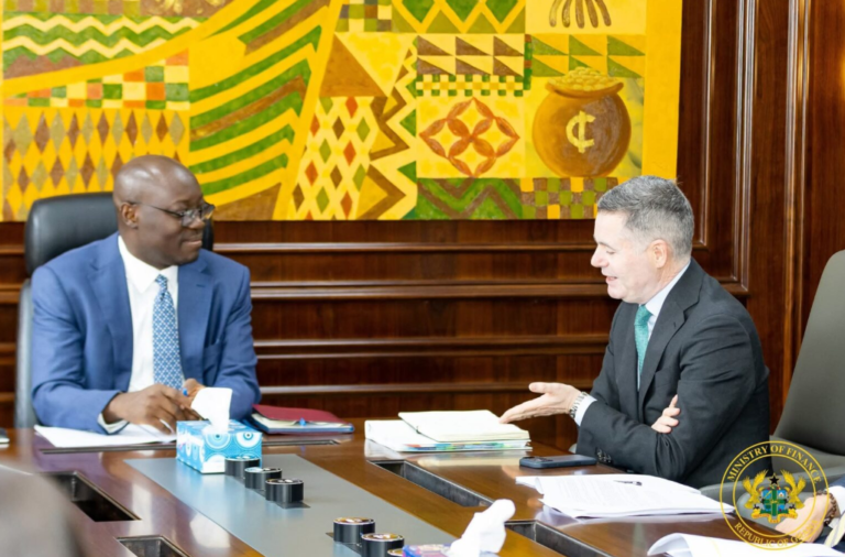 Finance Minister holds talks with World Bank official on jobs and economic transformation